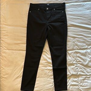 GAP Denim Jeans. Black.